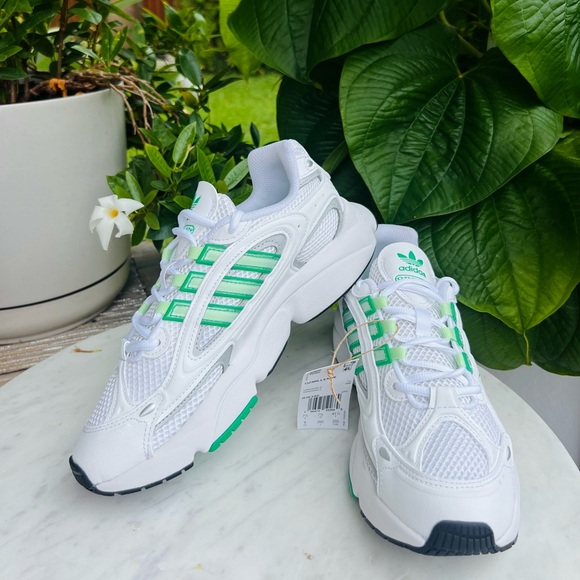 💚🤍Adidas Great Day🤍💚Brand New 💚🤍 - Picture 5 of 10
